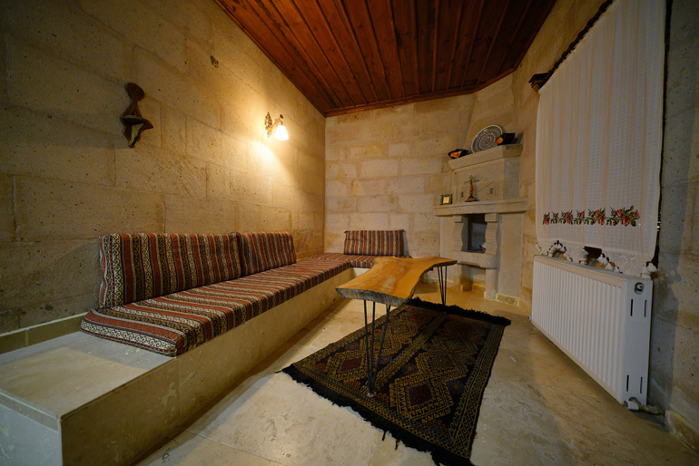 106 - Grand Family Stone Room with Fireplace