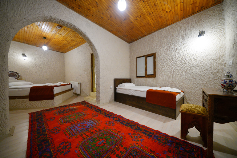 108 - Comfort Triple Cave Room